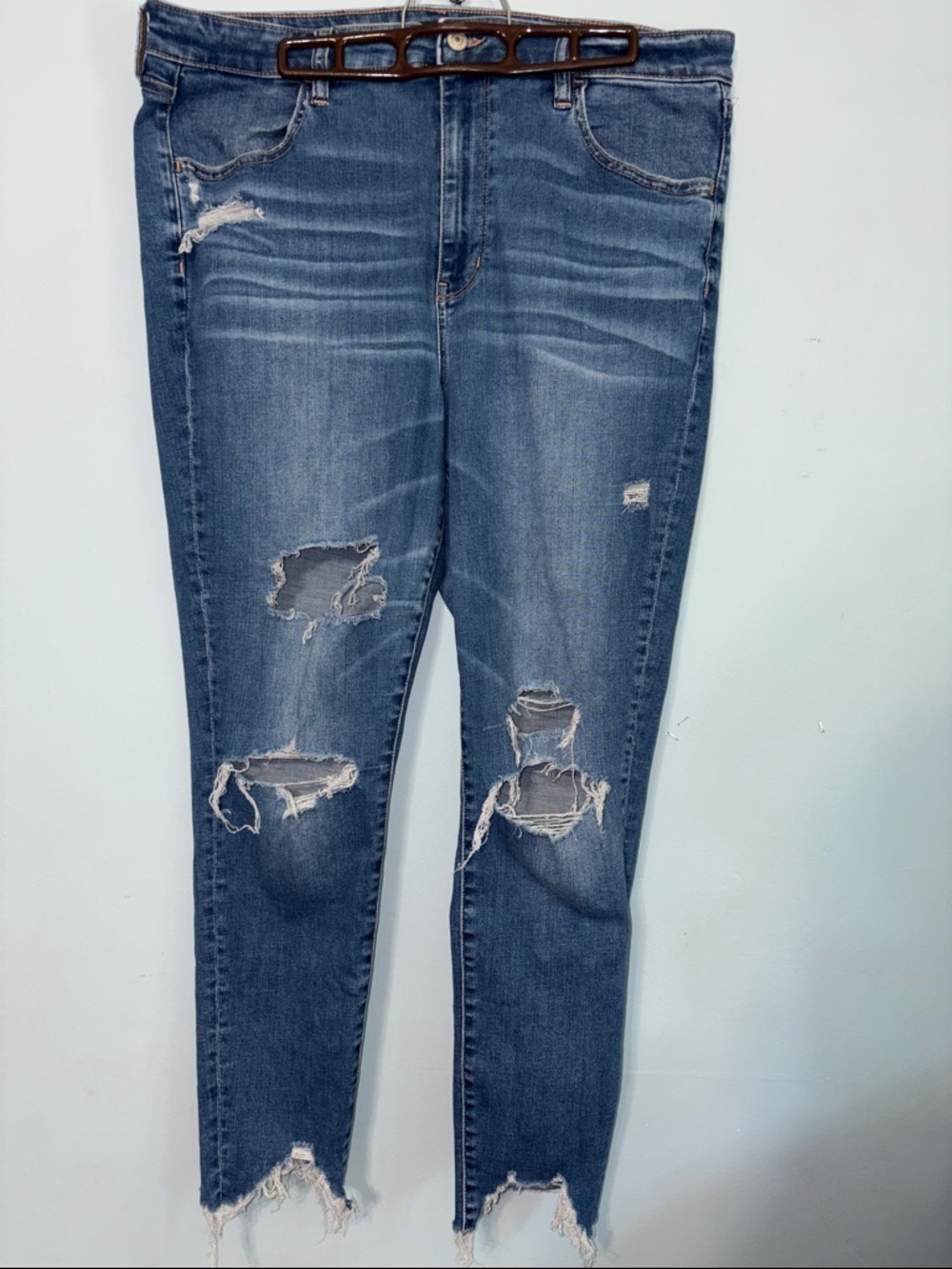 American Eagle size 18 heavily Distressed Slim Fit Stretch Jeans y2k Streetwear